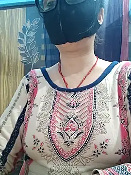 Aishwaryaa 69 online show from 18, 3, 2026