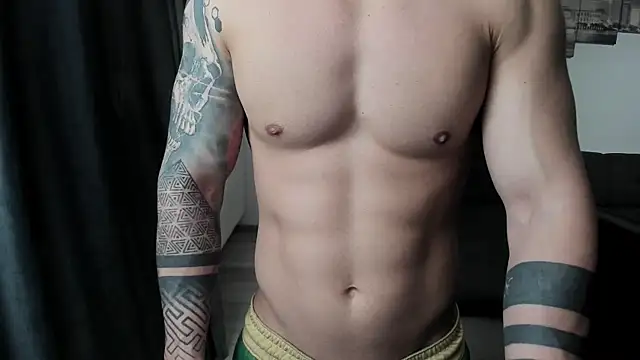 Snapshot of Richarddarell1 chatting on 30, 11, 2025 Richarddarell1 online show from 30, 11, 2025