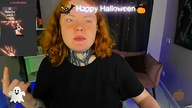 Cassie xKiss online show from 4, 11, 2025