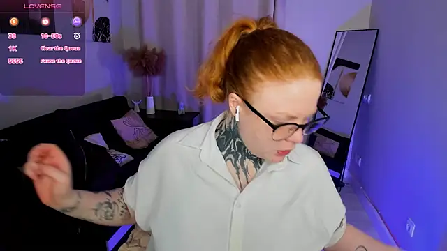 Cassie xKiss online show from 13, 3, 2026