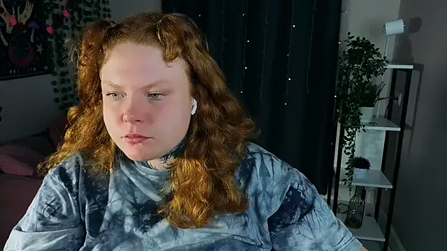 Cassie xKiss online show from 13, 6, 2026