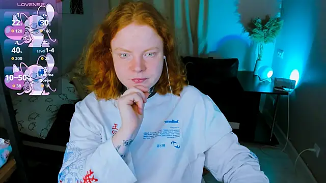 Cassie xKiss online show from 1, 12, 2025