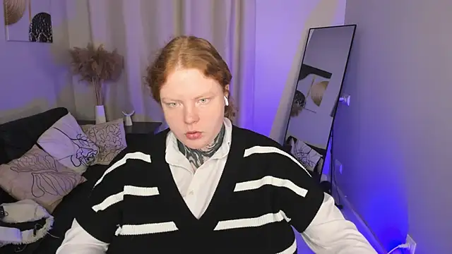 Cassie xKiss online show from 21, 4, 2026