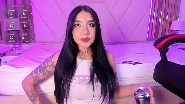 Leiaa  online show from 7, 11, 2025