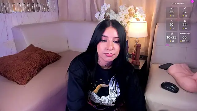 Leiaa  online show from 7, 3, 2026