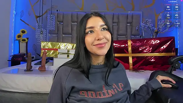 Snapshot of Leiaa_ chatting on 21, 12, 2024 Leiaa online show from 21, 12, 2024
