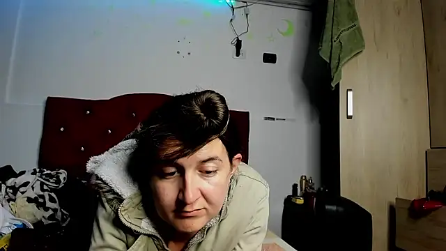 Snapshot of Sweet-Suck69 chatting on 18, 3, 2025 Sweet-Suck69 online show from 18, 3, 2025