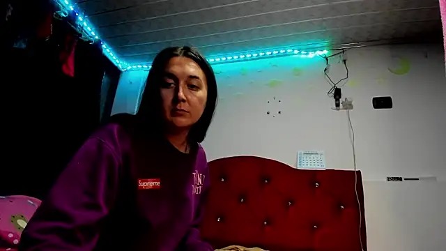 Snapshot of Sweet-Suck69 chatting on 10, 3, 2025 Sweet-Suck69 online show from 10, 3, 2025
