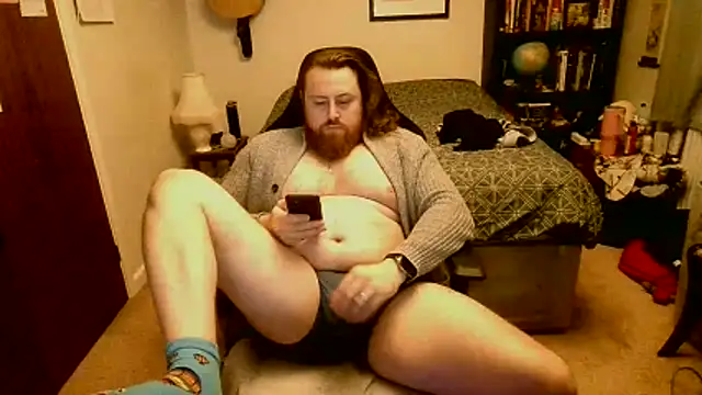 Hairy Guy30 online show from 5, 12, 2025