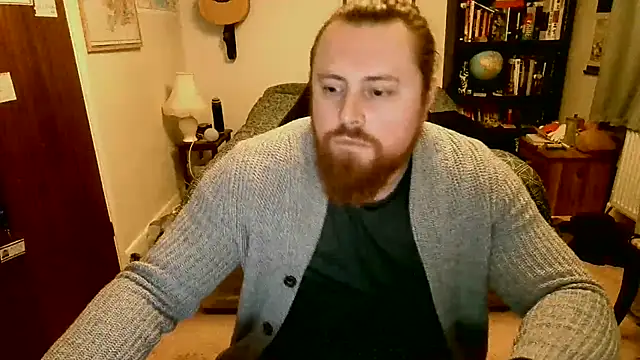 Hairy Guy30 online show from 5, 2, 2025