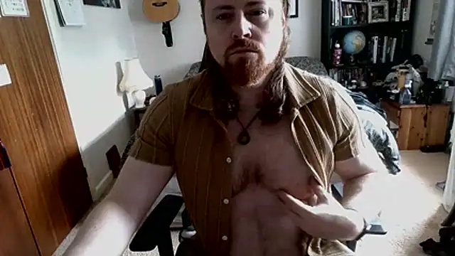 Hairy Guy30 online show from 22, 7, 2026