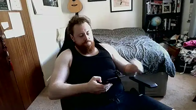 Hairy Guy30 online show from 26, 6, 2026