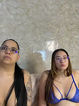 Snapshot of naughtylesbians__ chatting on 26, 4, 2026 naughtylesbians online show from 26, 4, 2026