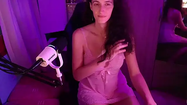 MemiKouki online show from 24, 10, 2025