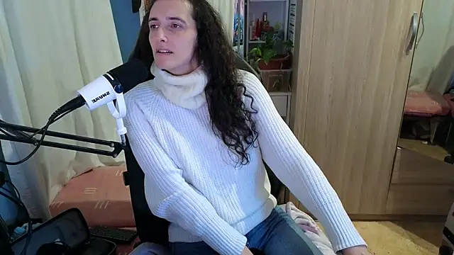 MemiKouki online show from 24, 11, 2025