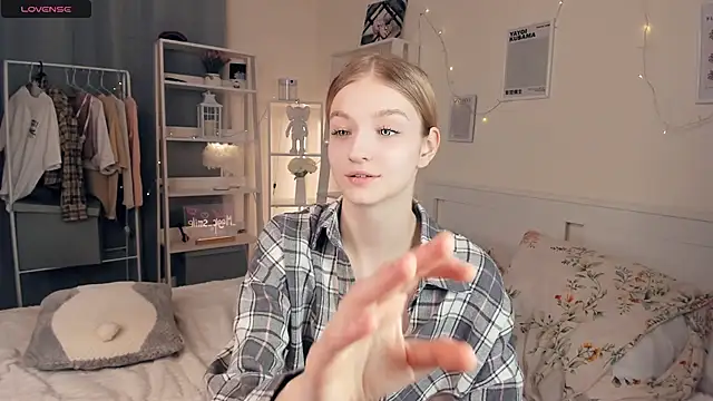 Snapshot of YuNabif chatting on 1, 3, 2025 YuNabif online show from 1, 3, 2025