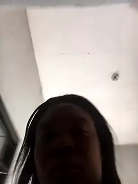 Snapshot of mloghyfsa chatting on 17, 12, 2025 mloghyfsa online show from 17, 12, 2025