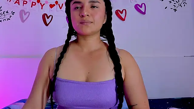 ayheleensexygirl1 online show from 18, 2, 2026