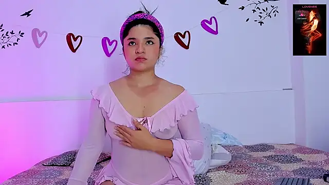 ayheleensexygirl1 online show from 3, 4, 2026
