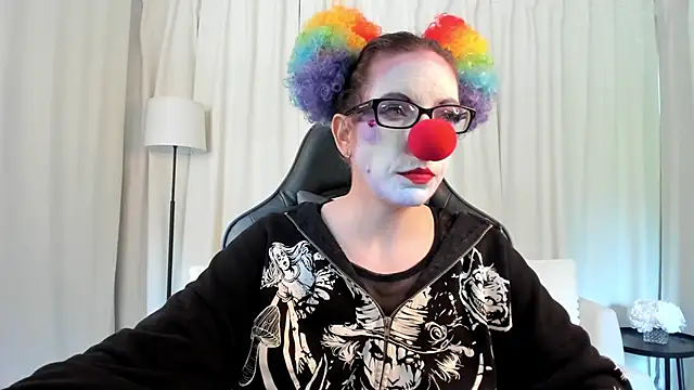 Snapshot of SaraDesirexo chatting on 8, 5, 2026 SaraDesirexo online show from 8, 5, 2026