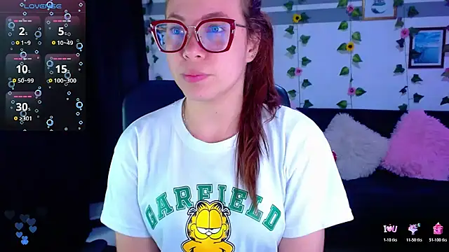 SharonR1 online show from 16, 11, 2025