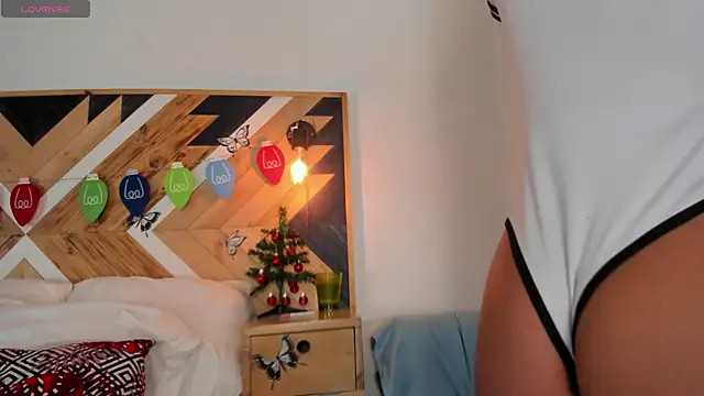 Kathaleiya Ozz online show from 4, 12, 2025