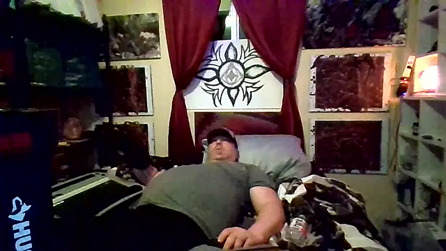 Mic Oxinner online show from 5, 12, 2025