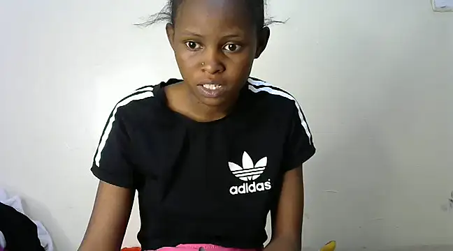 Kasweet Lee online show from 7, 3, 2025