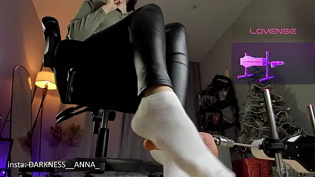 AnnaTrueno online show from 11, 1, 2026