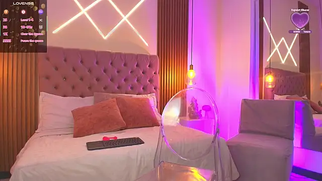 Snapshot of Sophia_turneer chatting on 17, 10, 2025 Sophia turneer online show from 17, 10, 2025