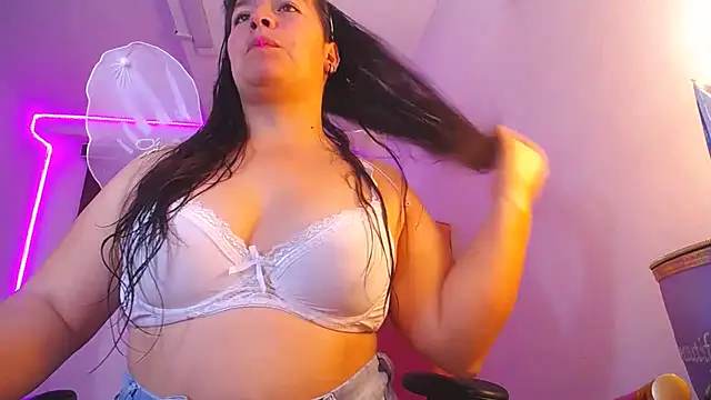 monickhot303av online show from 14, 2, 2025