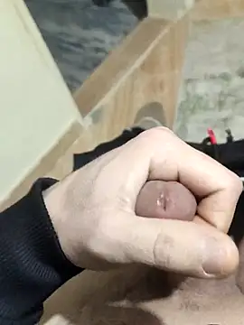 ssikerek23 online show from 5, 12, 2025