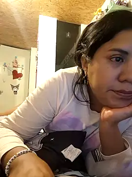 Snapshot of KasiaVenus_ chatting on 1, 2, 2025 KasiaVenus online show from 1, 2, 2025