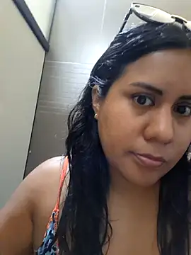 Snapshot of KasiaVenus_ chatting on 11, 3, 2025 KasiaVenus online show from 11, 3, 2025