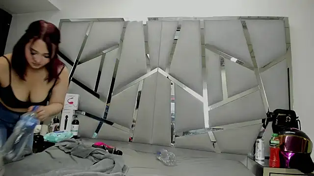 Catherinee69 x online show from 15, 4, 2026