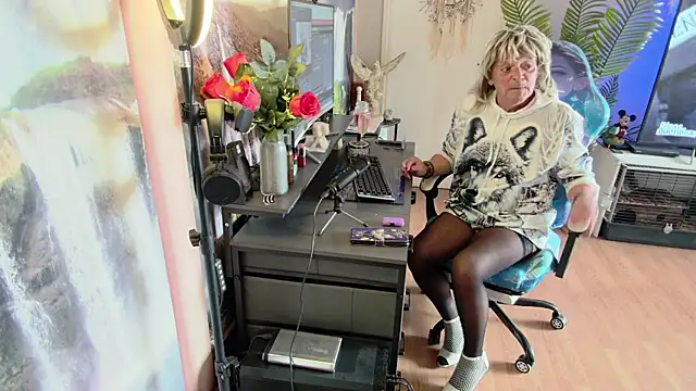 Anjela30 online show from 25, 3, 2026