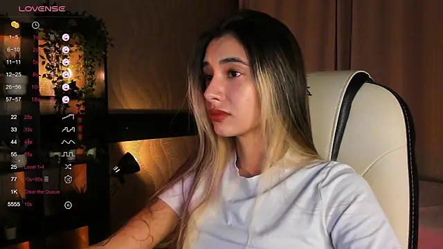 Snapshot of DarlaLike chatting on 15, 10, 2025 DarlaLike online show from 15, 10, 2025