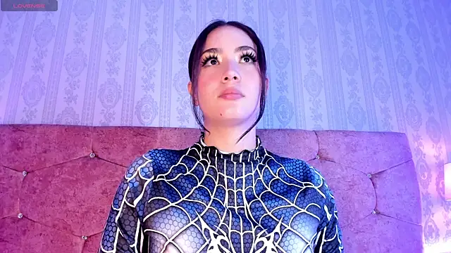 Snapshot of lunar_leen chatting on 28, 10, 2025 lunar leen online show from 28, 10, 2025