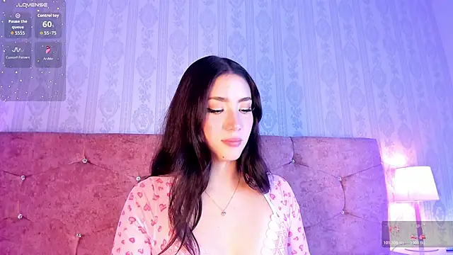 Snapshot of lunar_leen chatting on 23, 10, 2025 lunar leen online show from 23, 10, 2025