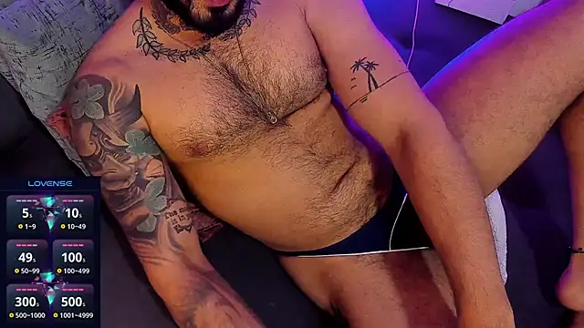 Snapshot of mikemulerr chatting on 13, 11, 2025 mikemulerr online show from 13, 11, 2025