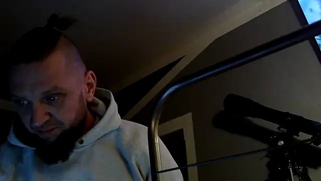 Snapshot of donhulio482 chatting on 28, 2, 2025 donhulio482 online show from 28, 2, 2025