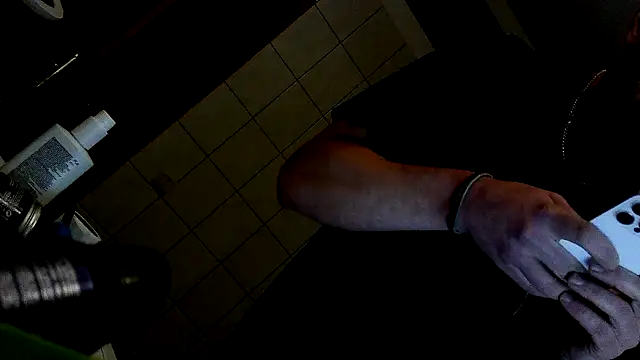 Snapshot of donhulio482 chatting on 4, 10, 2025 donhulio482 online show from 4, 10, 2025