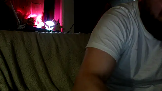 Snapshot of donhulio482 chatting on 6, 3, 2025 donhulio482 online show from 6, 3, 2025