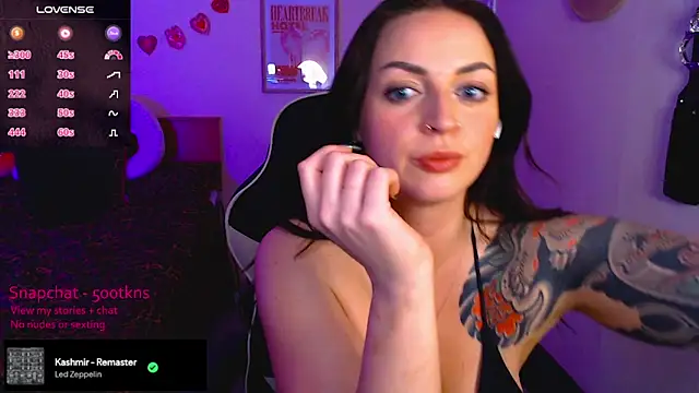 Snapshot of Billiexxox chatting on 15, 1, 2025 Billiexxox online show from 15, 1, 2025