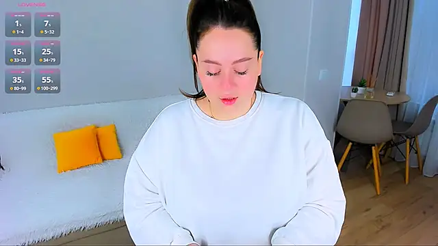 Feral  berry   online show from 17, 11, 2025