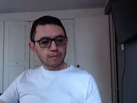 Diptongo online show from 3, 1, 2025