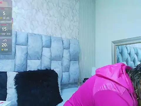 charlotte  G online show from 30, 9, 2025
