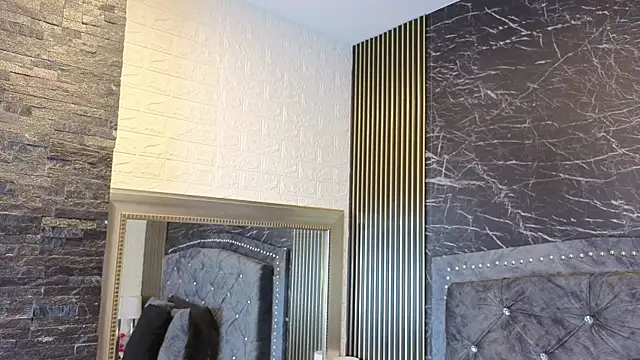 charlotte  G online show from 4, 3, 2026