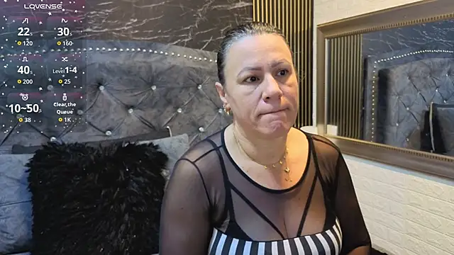 charlotte  G online show from 22, 11, 2025