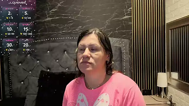 charlotte  G online show from 23, 11, 2025